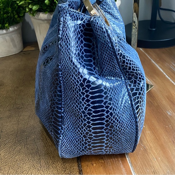 Michael Kors Blue Snake Print Shoulder Bag Tote - Picture 10 of 12